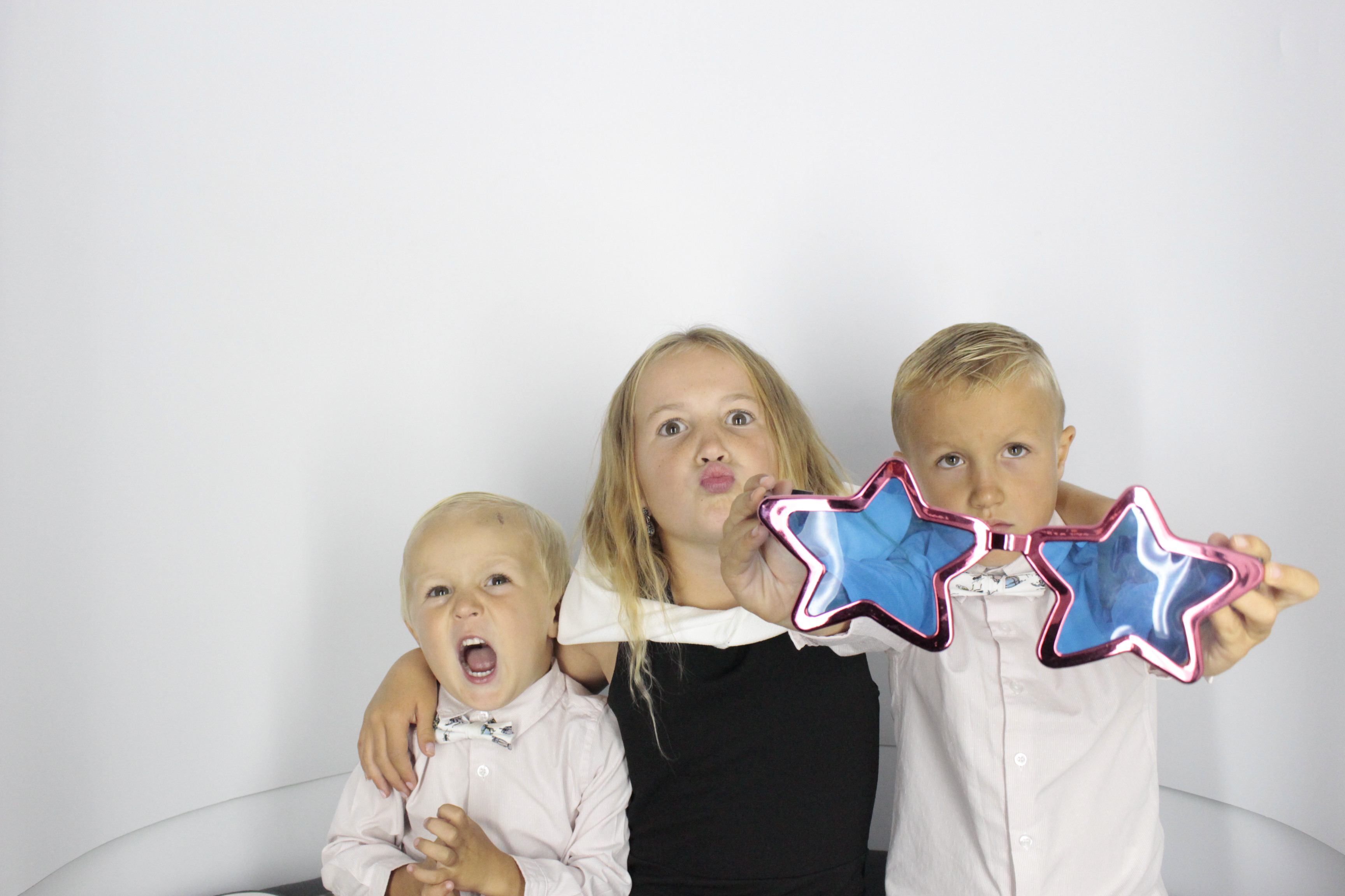 Heather & Daniel's Wedding | View more photos from the event at gallery.myphotoboothexperience.co.uk/u/MyPhotoBoothExperienceLtd/Heather-Daniels-Wedding